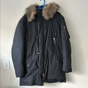 Ecko Unlimited Black Puffer Jacket with Fur-Lined Hood and Insulation